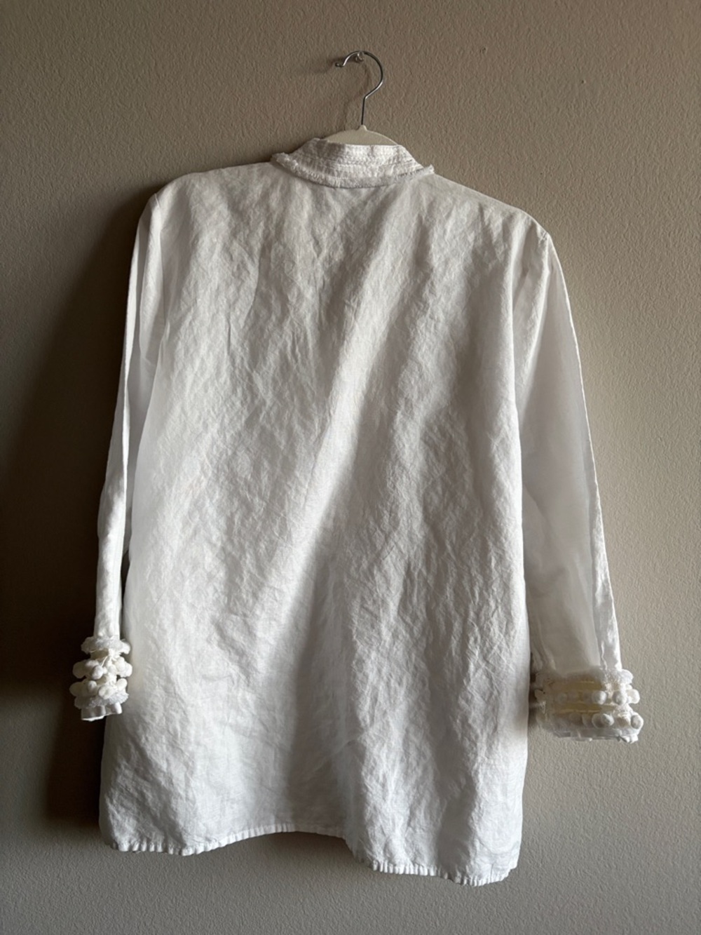 CHICO'S Linen-Blend Kurta Tunic Blouse White Pom-Pom Trim 3/4 Sleeve Size 2 - Picture 7 of 12